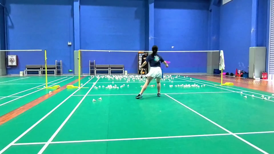 俱乐部与其 俱乐部与其