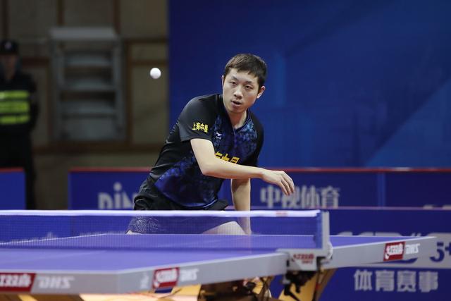 员士气和球 员士气和球